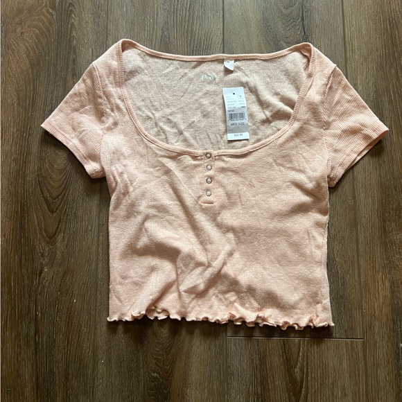 PacSun Light Peach Buttoned Crop Top - Picture 1 of 3